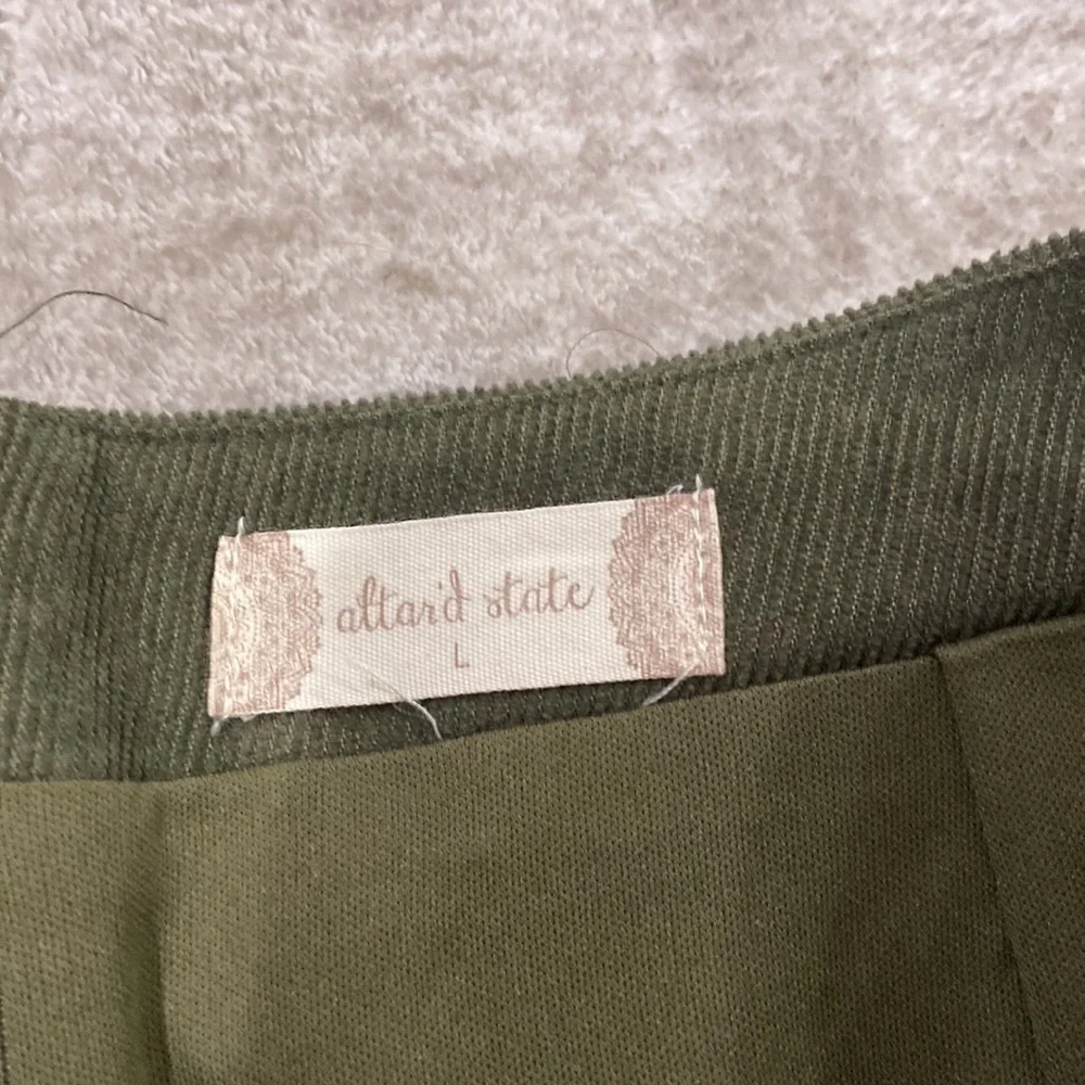 ALTARID State Hunter Green Skirt - Picture 2 of 3